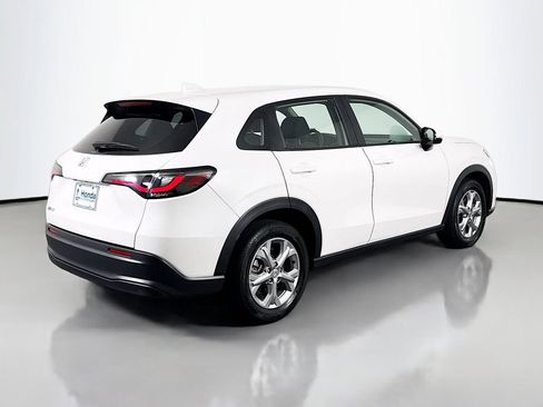 Used 2024 Honda HR-V LX image 7