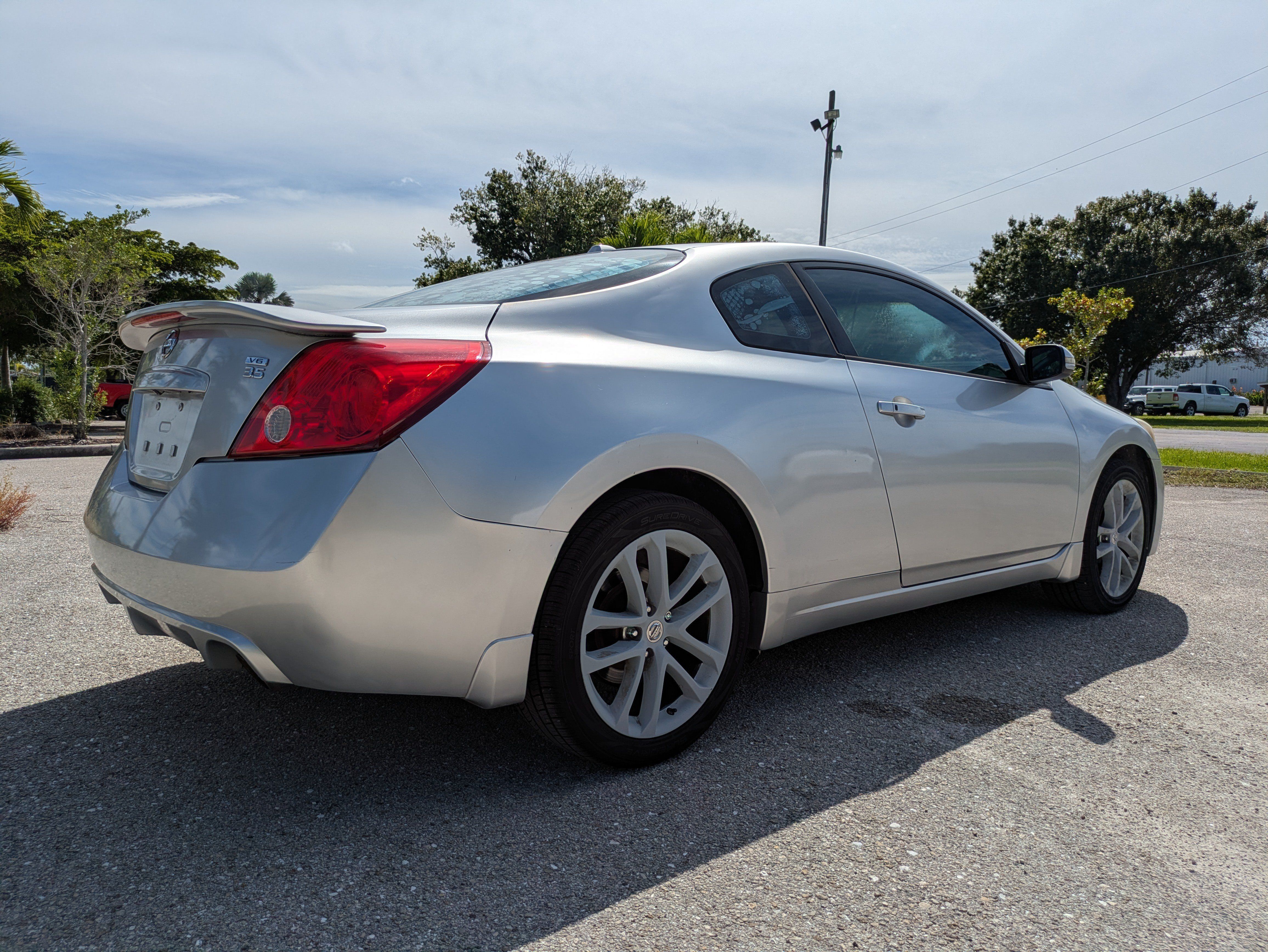 Used 2012 Nissan Altima 3.5 SR w/ 3.5SR Premium Pkg FWD image 7