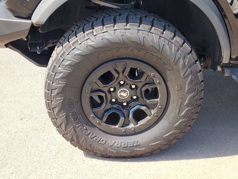 Used 2022 Ford Bronco Wildtrak AWD/4WD image 14