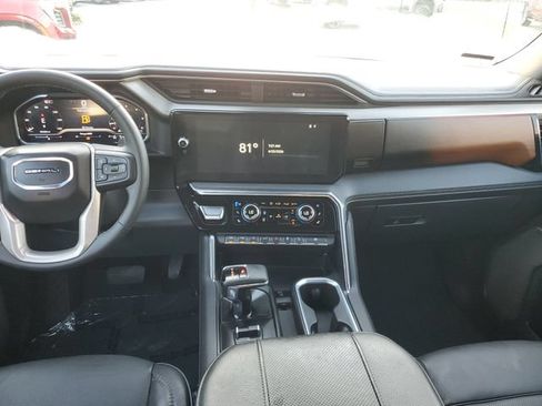 Used 2024 GMC Sierra 1500 Denali w/ Denali Reserve Package AWD/4WD image 14