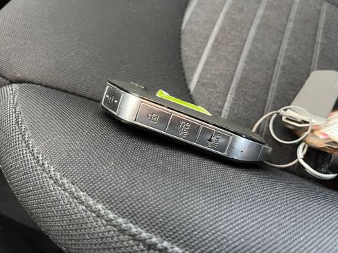 Used 2025 Kia K5 LXS image 21