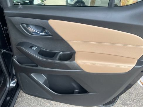Used 2023 Chevrolet Traverse Premier w/ LPO, Floor Liner Package AWD/4WD image 17
