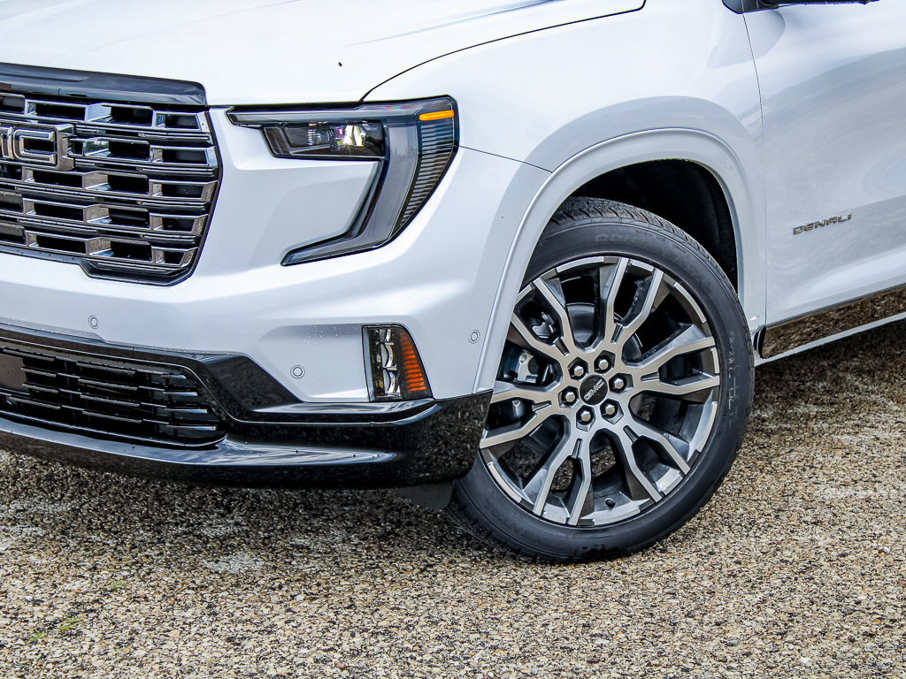 New 2027 GMC Acadia Denali Ultimate w/ LPO, Black Badging Package AWD/4WD image 10