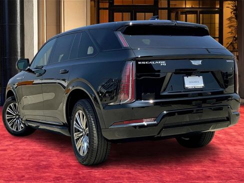 New 2026 Cadillac Escalade IQ Sport 1 image 4