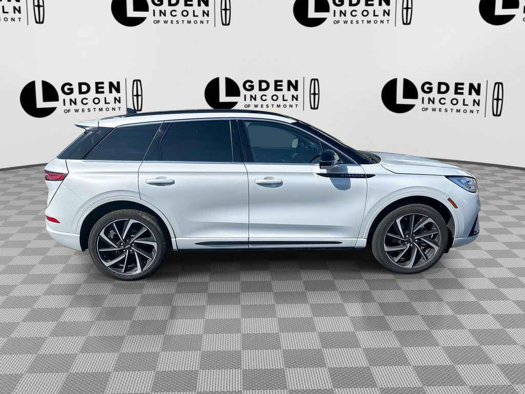 Certified 2025 Lincoln Corsair Grand Touring w/ Equipment Group 302A AWD/4WD image 9
