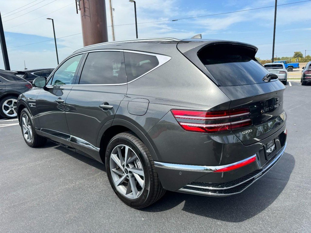 Certified 2026 Genesis GV80 2.5T Advanced AWD/4WD image 5