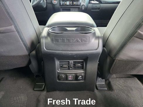 Used 2024 Nissan Titan SV w/ SV Bronze Edition Package RWD image 9