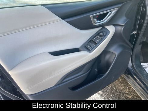 Used 2021 Subaru Forester Premium image 13