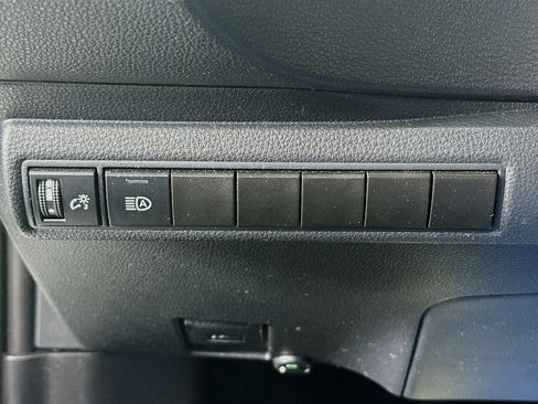 Used 2020 Toyota Corolla SE image 16