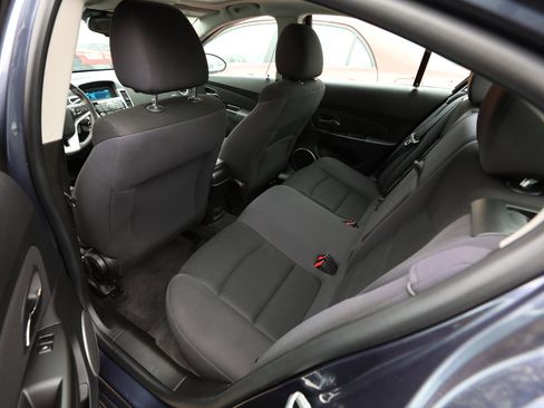 Used 2013 Chevrolet Cruze LT w/ All-Star Edition image 9