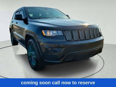 Used 2019 Jeep Grand Cherokee Altitude