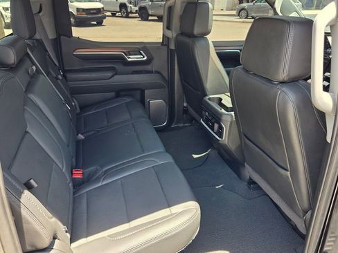 Used 2024 GMC Sierra 1500 Denali w/ Denali Reserve Package AWD/4WD image 15