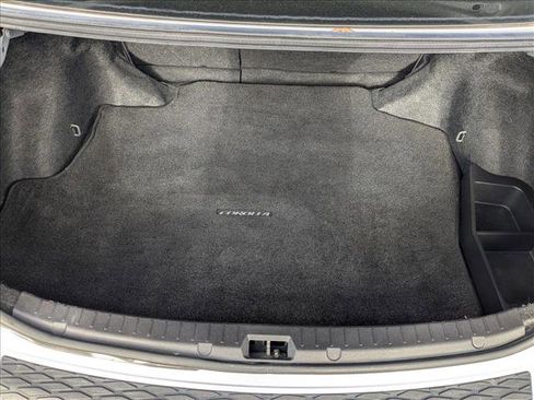 Used 2010 Toyota Corolla LE image 6