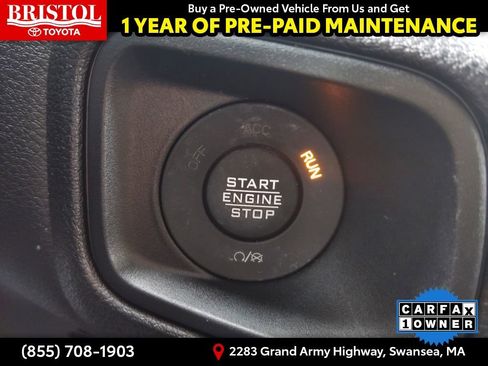 Used 2025 Jeep Wrangler Sport S image 26