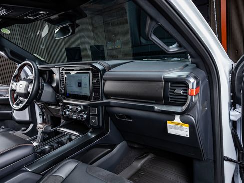 Used 2025 Ford F150 Raptor image 18