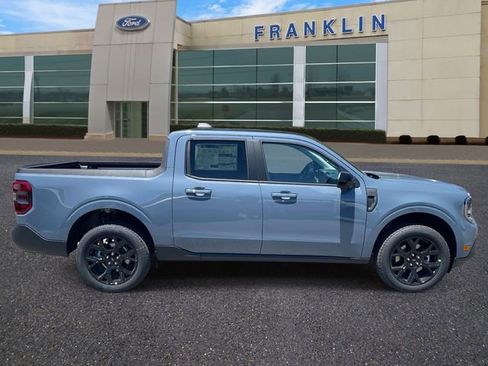 New 2026 Ford Maverick Lariat w/ Black Appearance Package AWD/4WD image 8