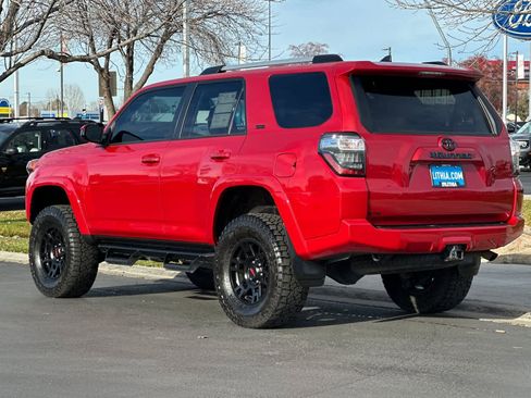 Used 2023 Toyota 4Runner SR5 image 6