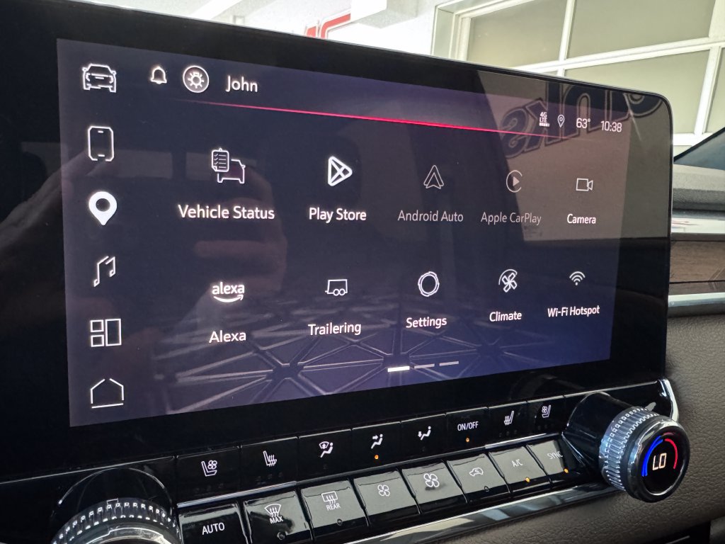 Certified 2025 GMC Canyon Denali AWD/4WD image 19