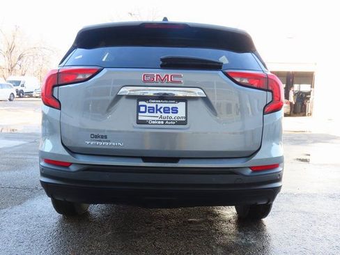 Used 2020 GMC Terrain SLE w/ Driver Convenience Package image 6