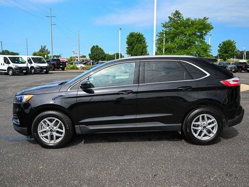 Certified 2024 Ford Edge SEL w/ Convenience Package AWD/4WD image 8