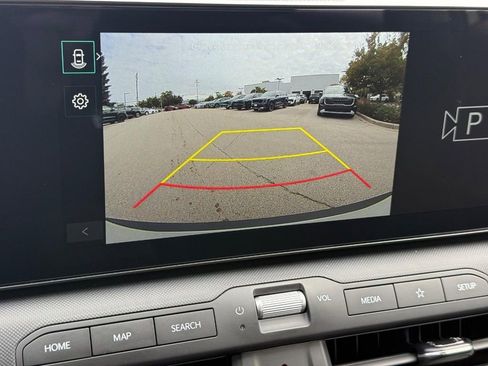 New 2025 Kia K4 LXS image 11