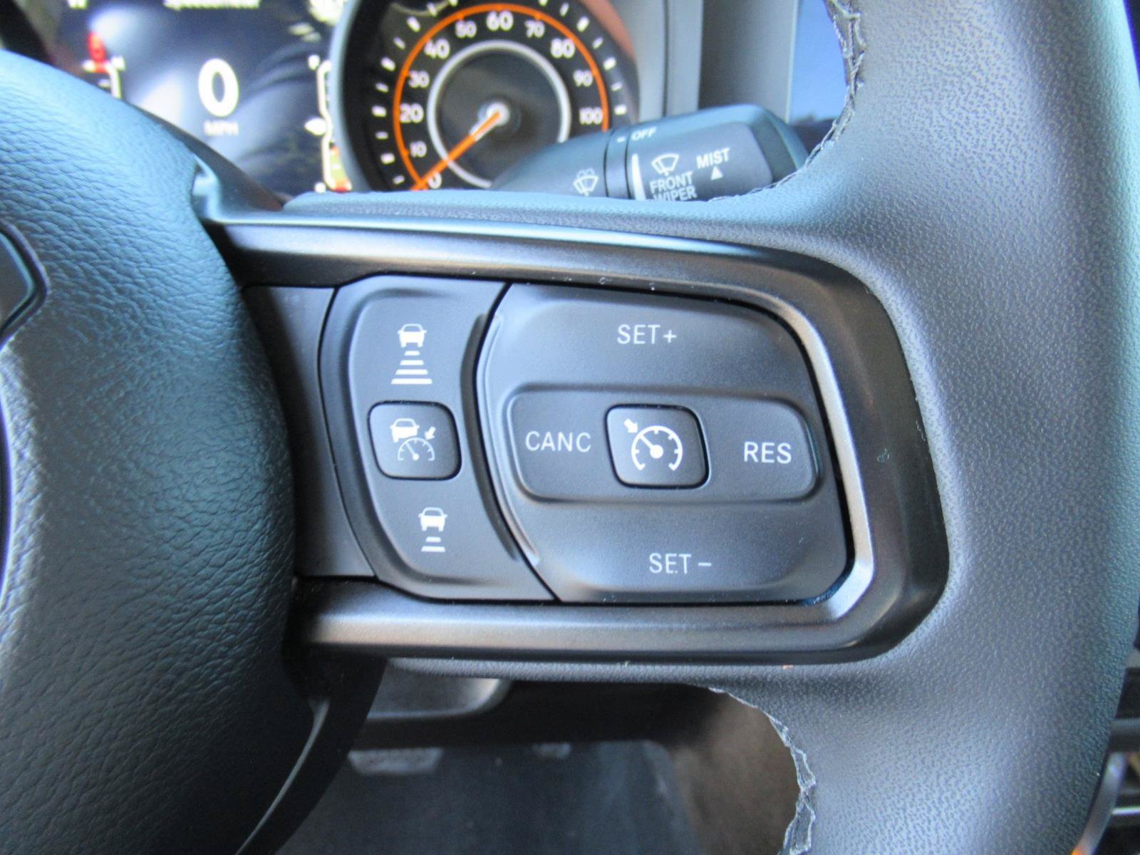 Certified 2026 Jeep Gladiator Mojave AWD/4WD image 24