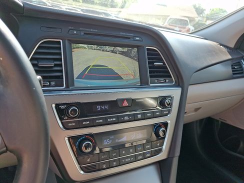 Used 2016 Hyundai Sonata Sport w/ Option Group 03 FWD image 24