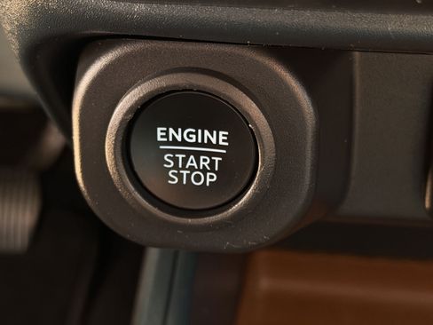 Certified 2024 Ford Maverick Lariat FWD image 20