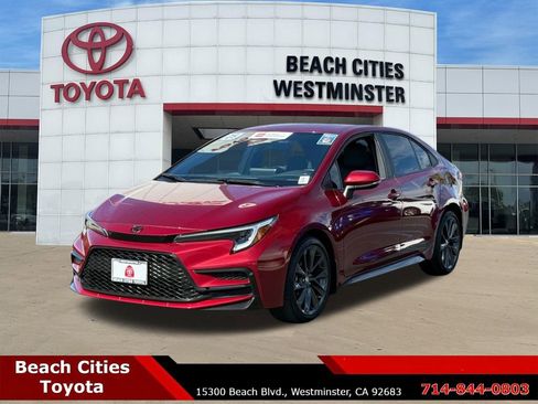 Certified 2025 Toyota Corolla SE image 6