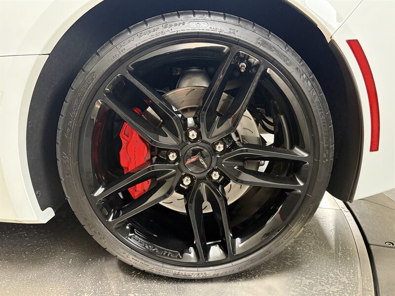 Used 2016 Chevrolet Corvette Stingray Coupe w/ 3LT Preferred Equipment Group RWD image 13