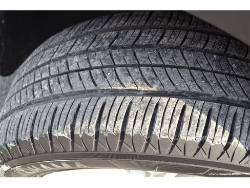 Used 2019 Ford Escape SE image 33