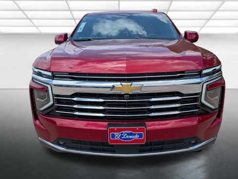 New 2026 Chevrolet Suburban LT w/ Comfort Package RWD image 29