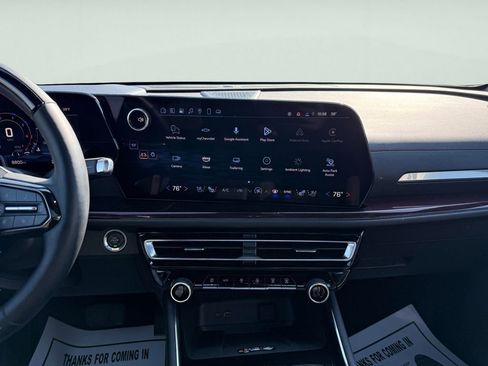 Used 2025 Chevrolet Traverse RS w/ LPO, Floor Liner Package image 9