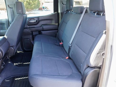 Used 2019 Chevrolet Silverado 1500 Custom w/ Custom Value Package image 15