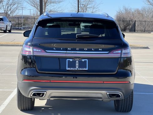 Used 2022 Lincoln Nautilus Reserve w/ Monochromatic Package image 8