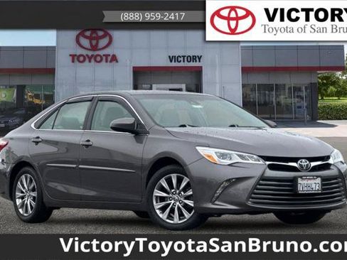 Certified 2017 Toyota Camry XLE w/ Advanced Technology Package FWD image 1