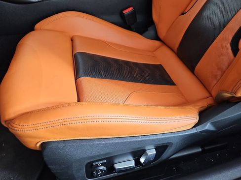 Used 2022 BMW M4 Competition w/ M Carbon Exterior Package RWD image 26