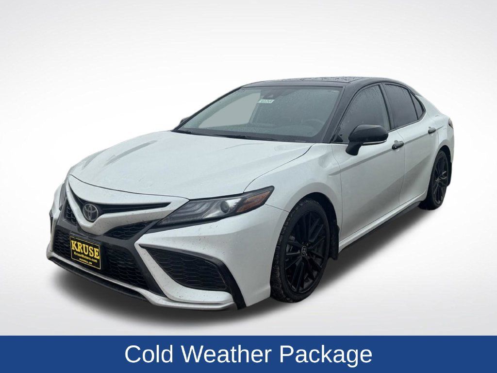 Used 2022 Toyota Camry XSE AWD/4WD image 16