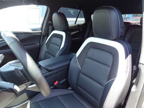Certified 2024 Chevrolet Blazer EV LT AWD/4WD image 8