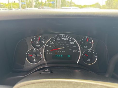 Used 2024 GMC Savana 2500 w/ Driver Convenience Package RWD image 21