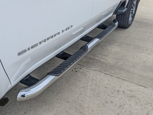 New 2026 GMC Sierra 2500 SLE image 12