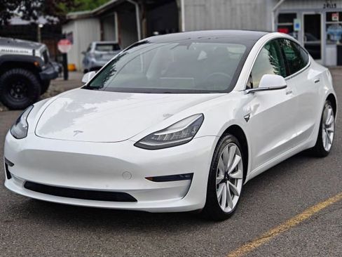 Used 2019 Tesla Model 3 Long Range AWD/4WD image 6