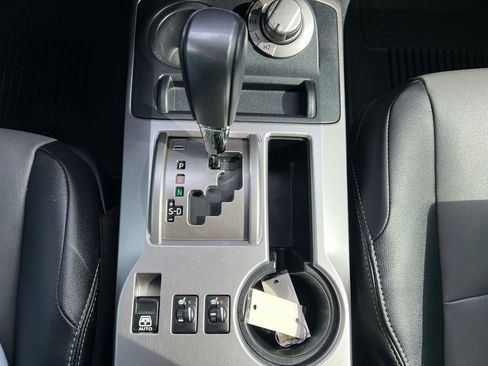 Used 2022 Toyota 4Runner SR5 Premium w/ TRD Black Wheel Package (TMS) image 31