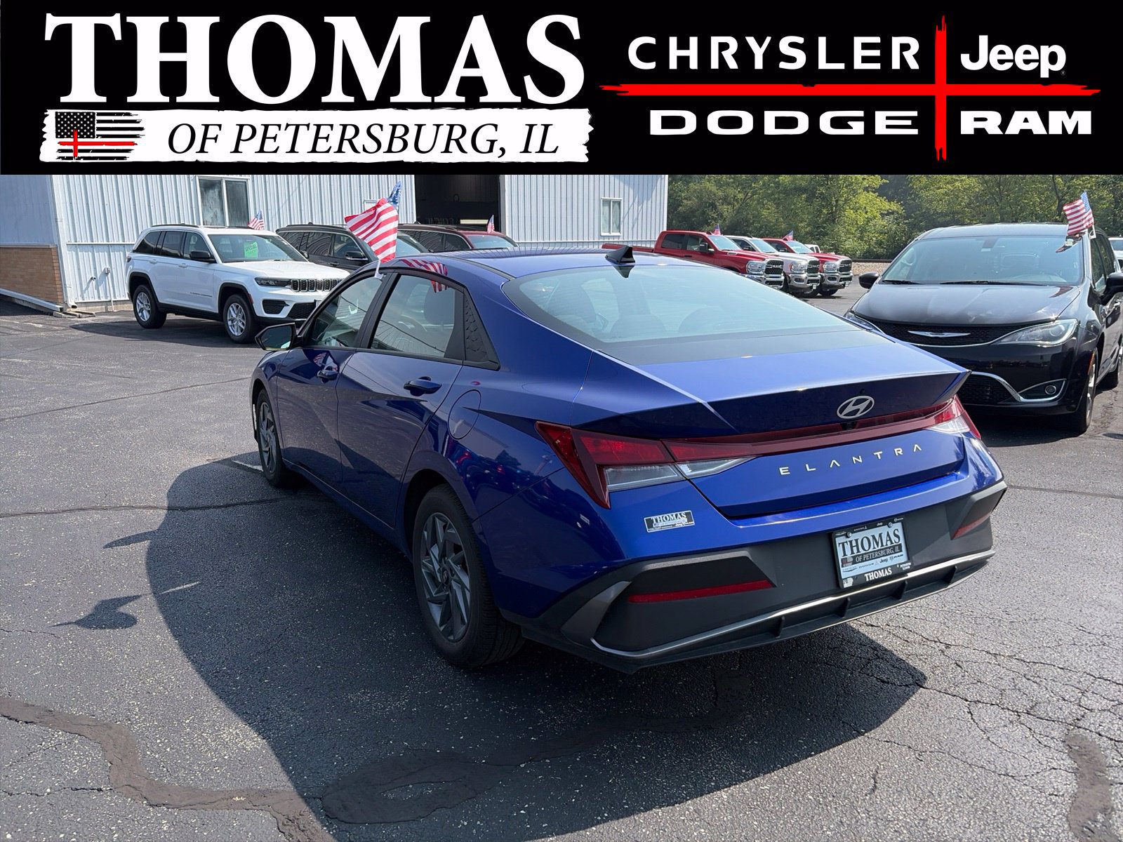 Used 2024 Hyundai Elantra SEL FWD image 5