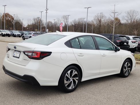 Used 2025 Subaru Legacy Premium image 3