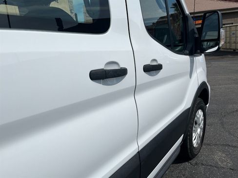 Used 2022 Ford Transit 350 XLT RWD image 30