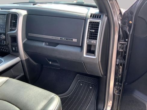 Used 2018 RAM 3500 Laramie Longhorn AWD/4WD image 19