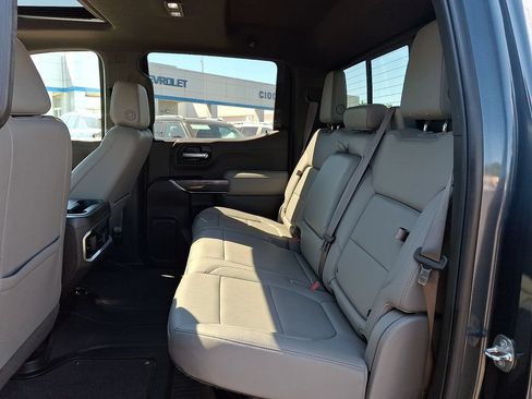 Used 2022 Chevrolet Silverado 1500 LTZ w/ LTZ Premium Package AWD/4WD image 14