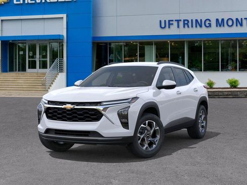New 2026 Chevrolet Trax LT w/ LT Convenience Package FWD image 6