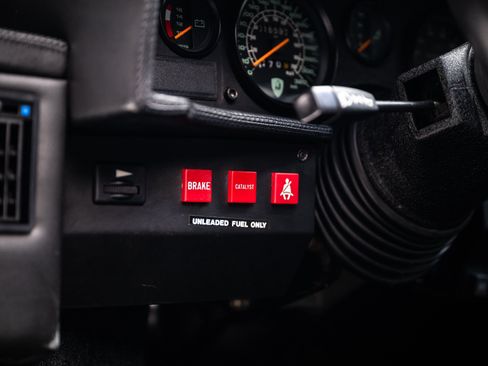 Used 1989 Lamborghini Countach Coupe RWD image 20